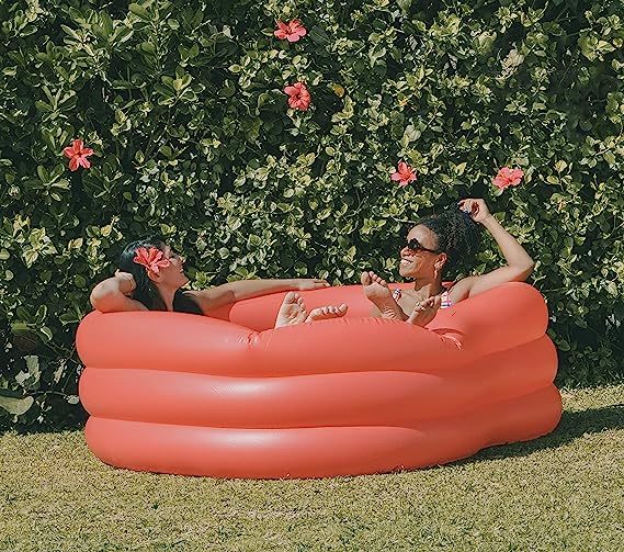 Beach Please! Heart Heartshaped Pool