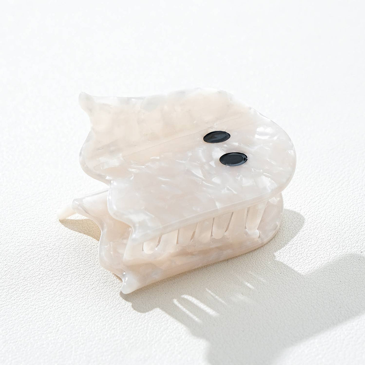 Pearl Ghost Claw Clip - Small: Pearl