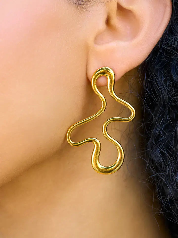 Amoeba Studs