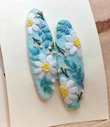 Floral Embroidered Hair Barrette Daisy
