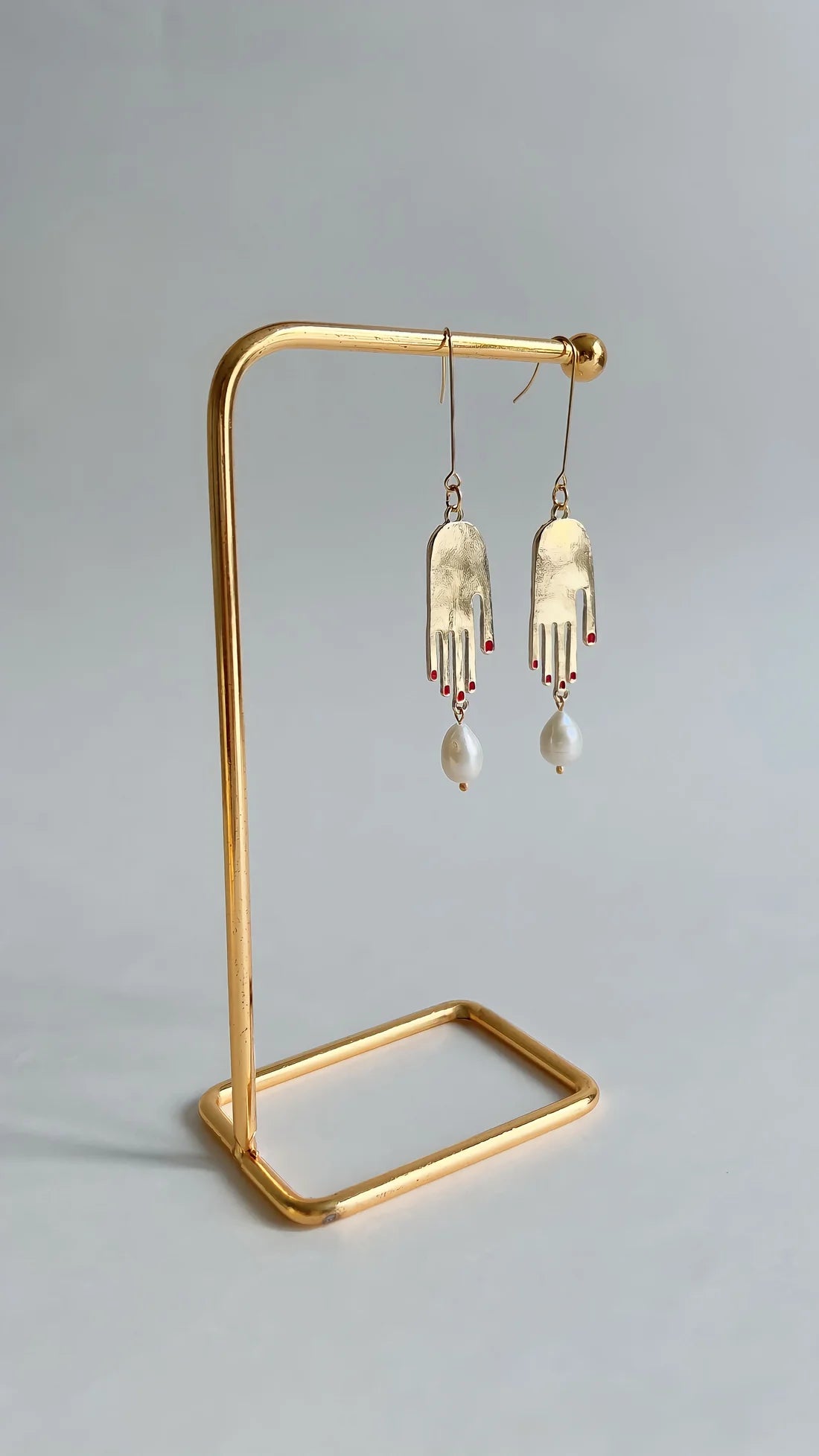 Hold My Pearls Freshwater Pearls Earrings