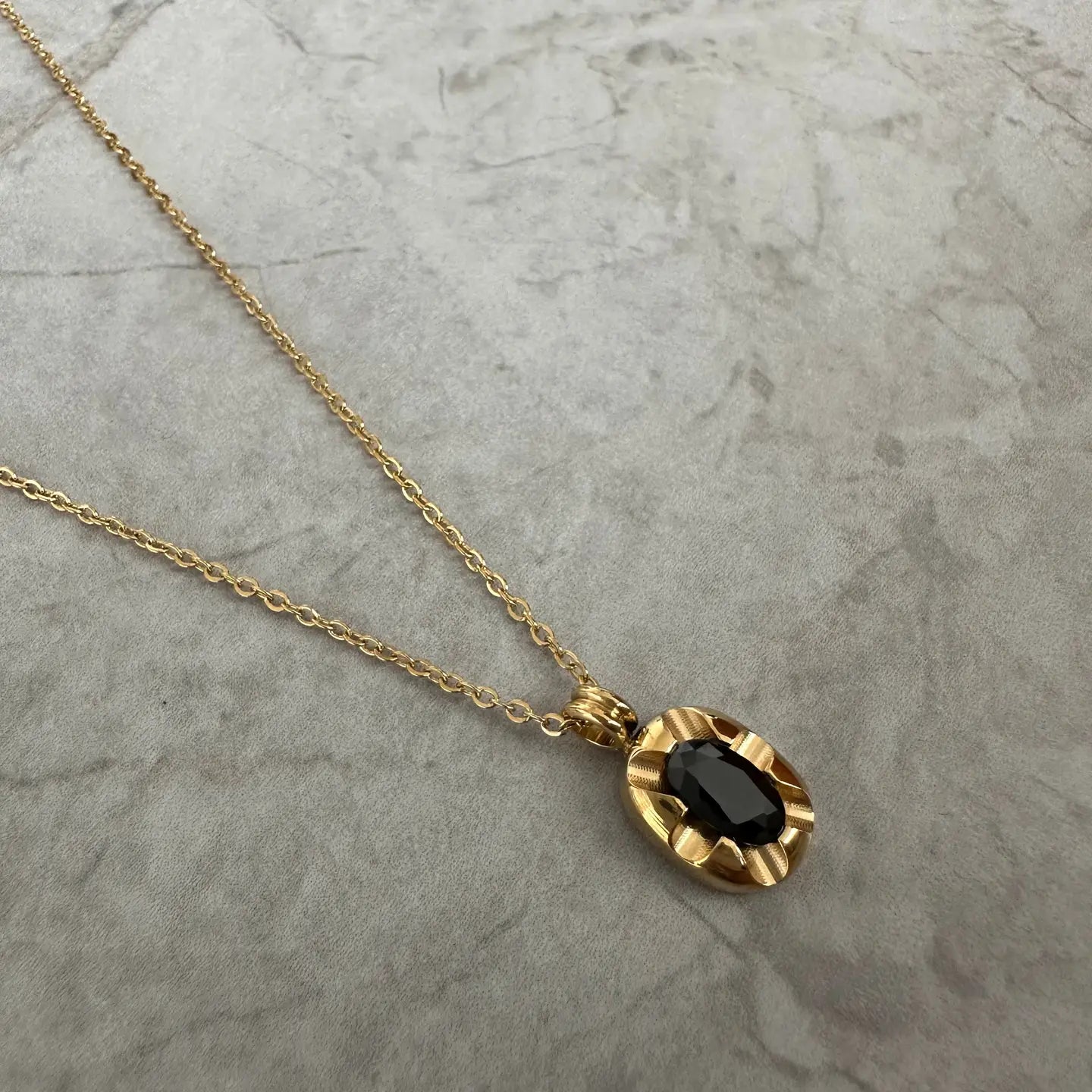 Oval Black Stone Necklace