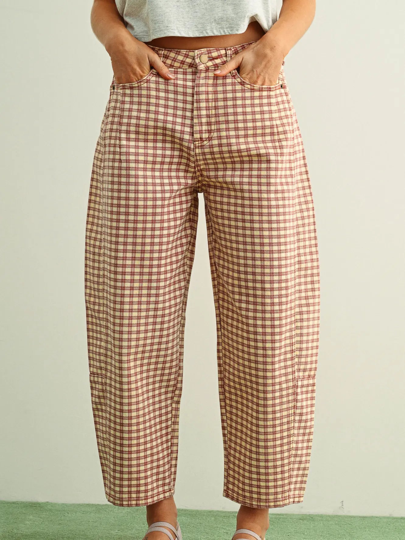Mini Checker Pattern Barrel Pants - Rosewood - Large