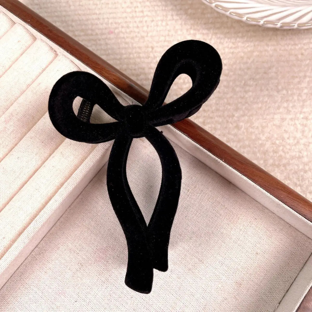 Bow Hair Clip Black