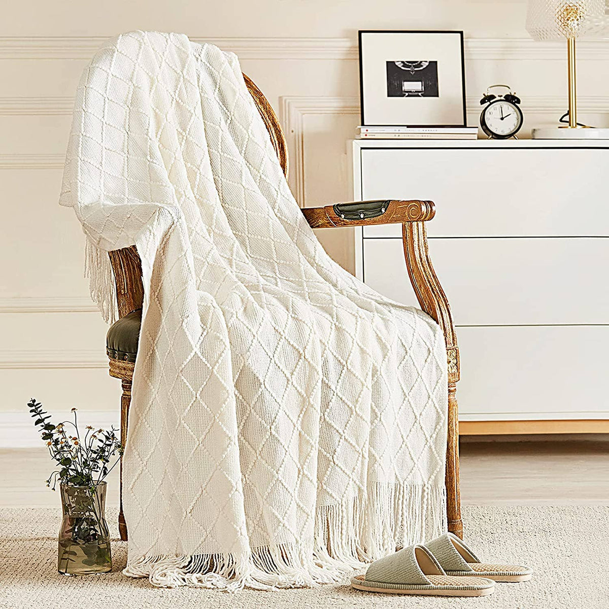 Knitted Throw Blanket, Soft and Cozy Throw Blanket 50x60": White