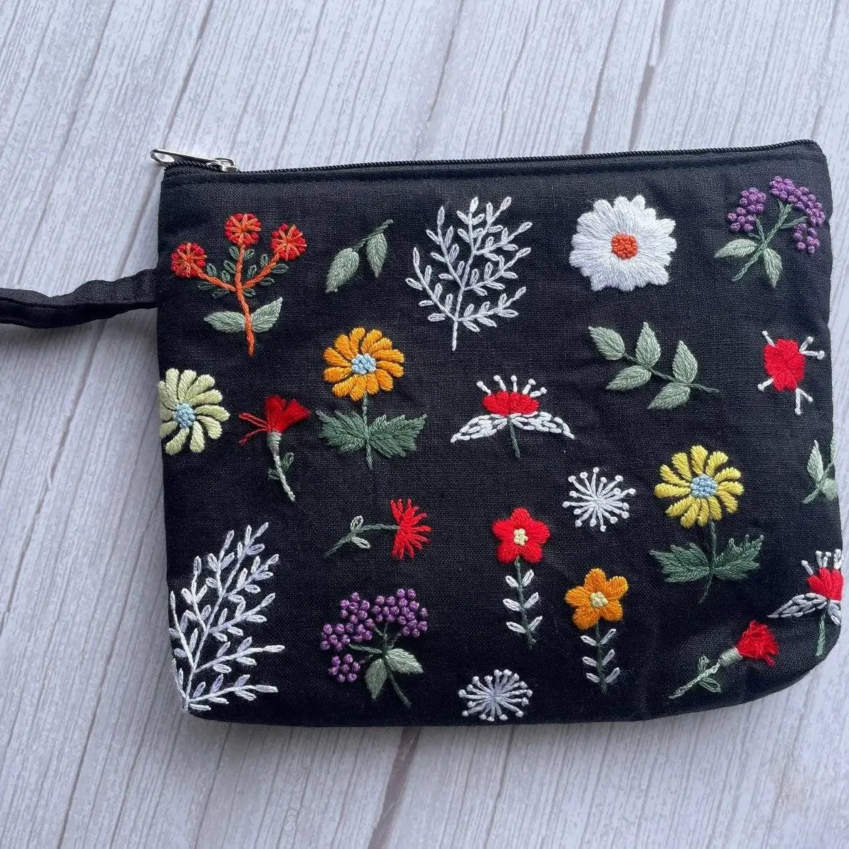 Flower Embroidered Cosmetics Bag Black