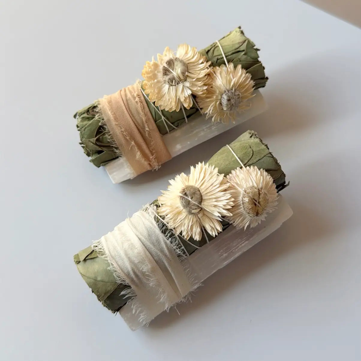 Healing Floral Sage - Eucalyptus + White Selenite