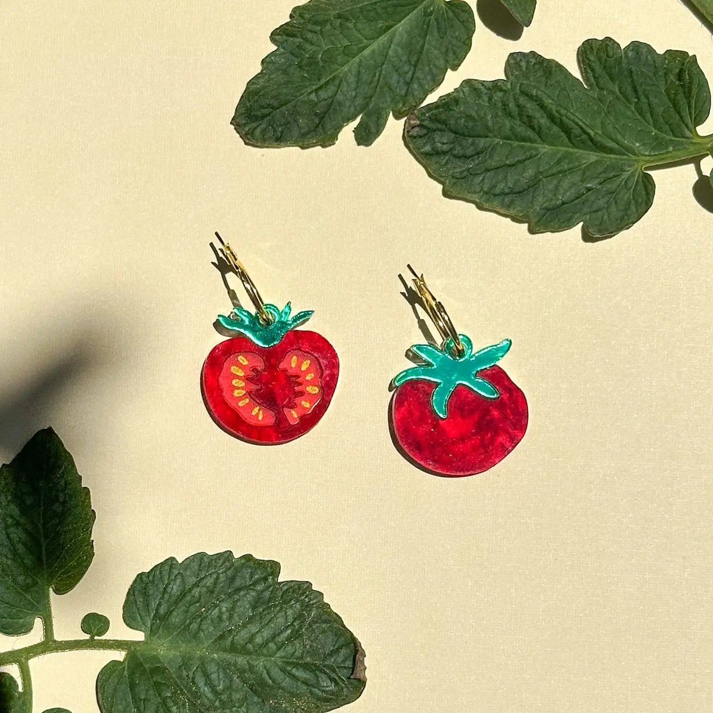 Mismatch Tomato Dangle Earrings