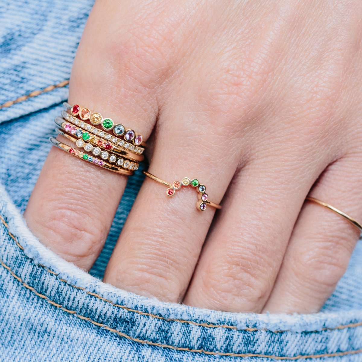 7 Bezel Rainbow Saphhires Ring